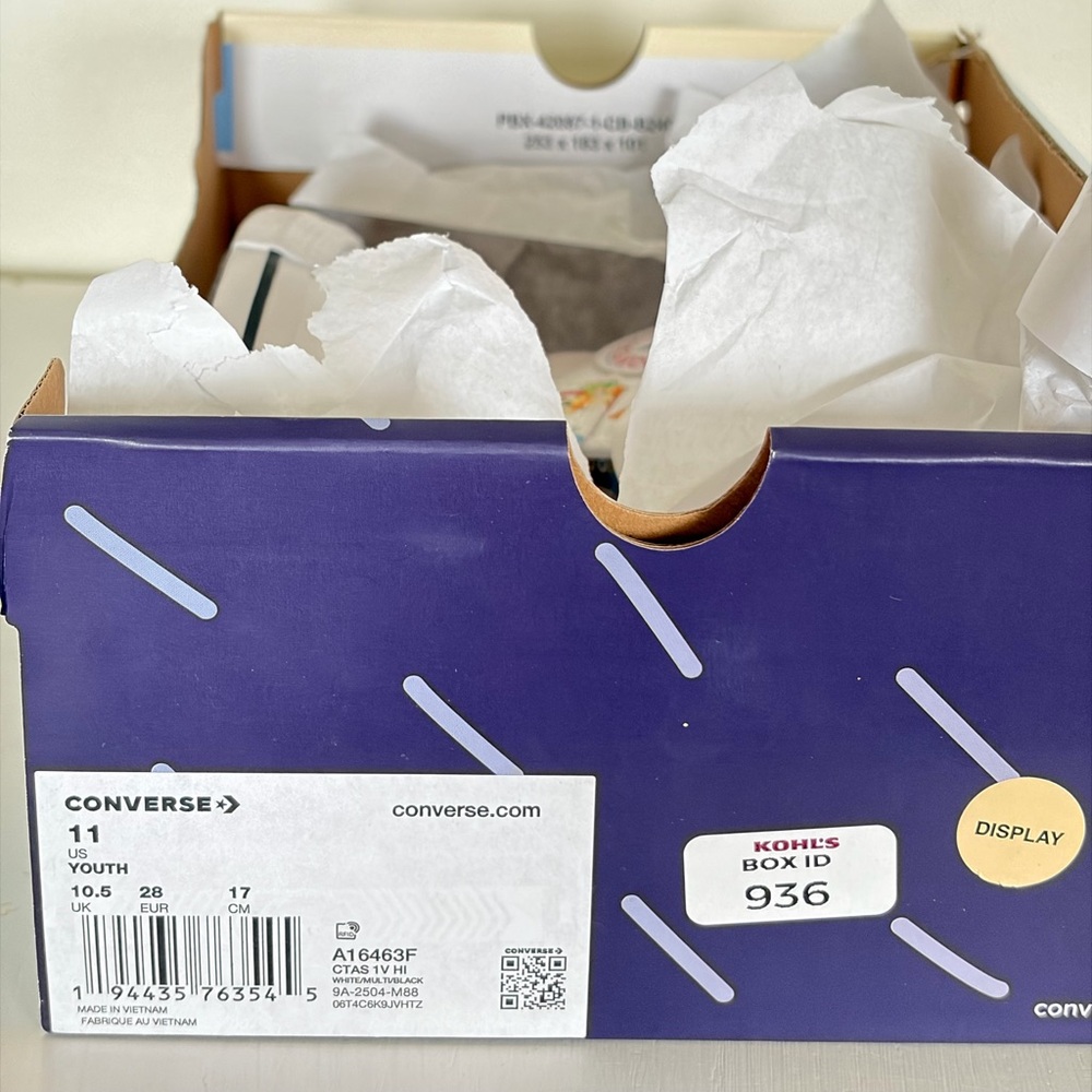 NEW Bluey x Converse Chuck Taylor High Tops - Youth Size 11 | Limited Edition - Picture 10 of 10